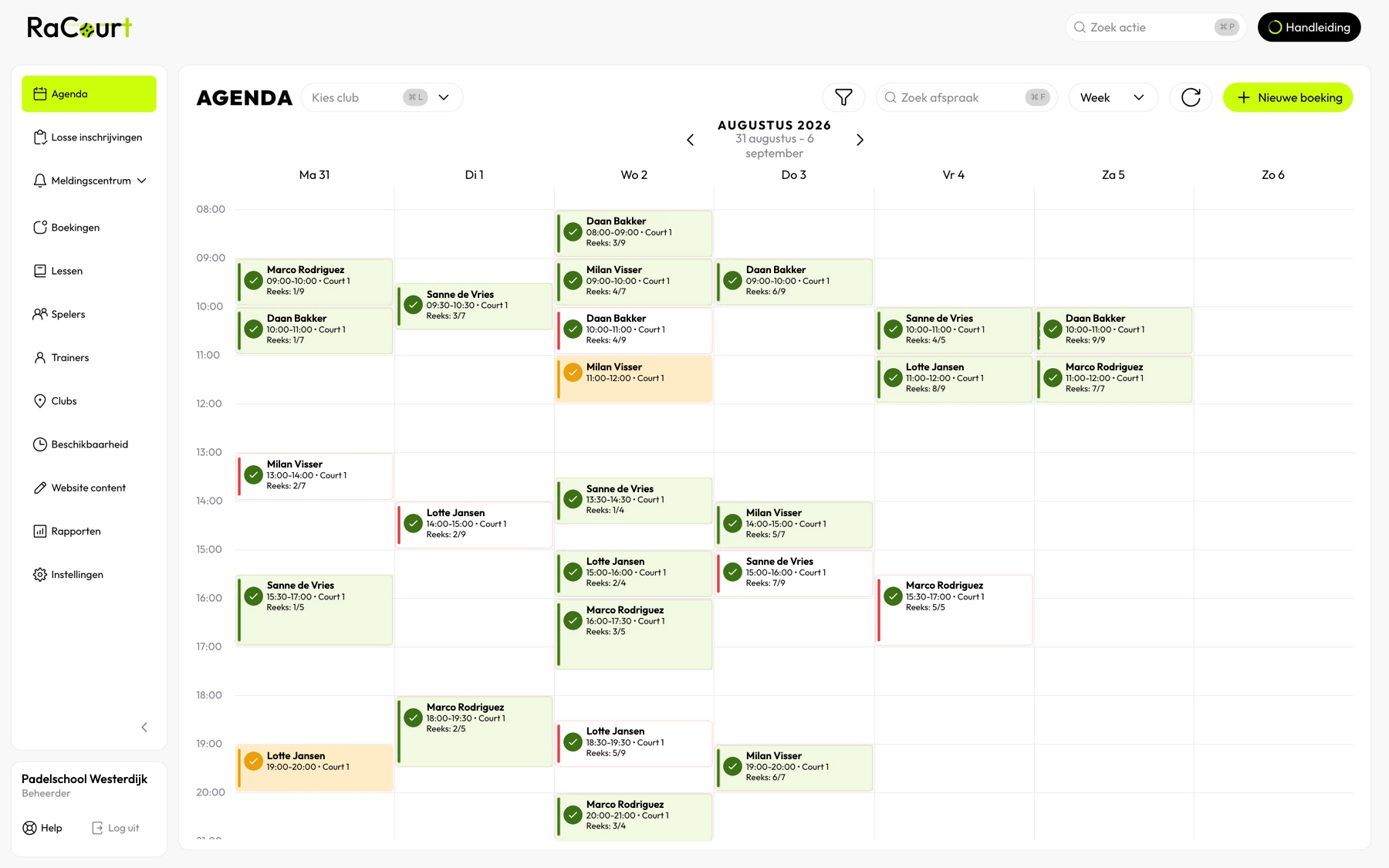 La agenda semanal completa de una escuela en RaCourt